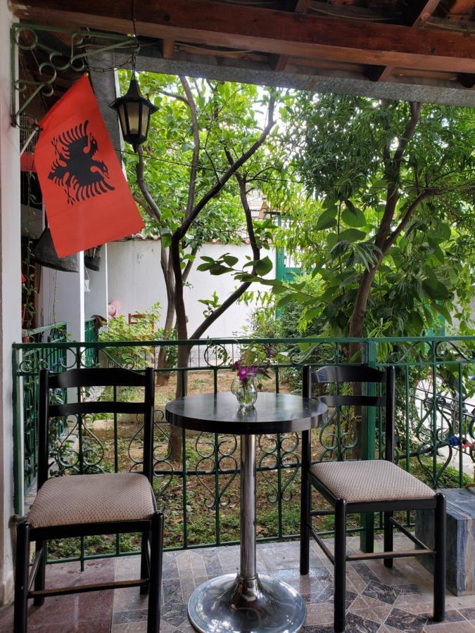 Unique Traditional House, Hosted By J&G Tirana Exterior foto